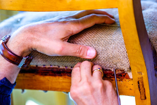 RESTAURACIÓN E TAPIZARÍA